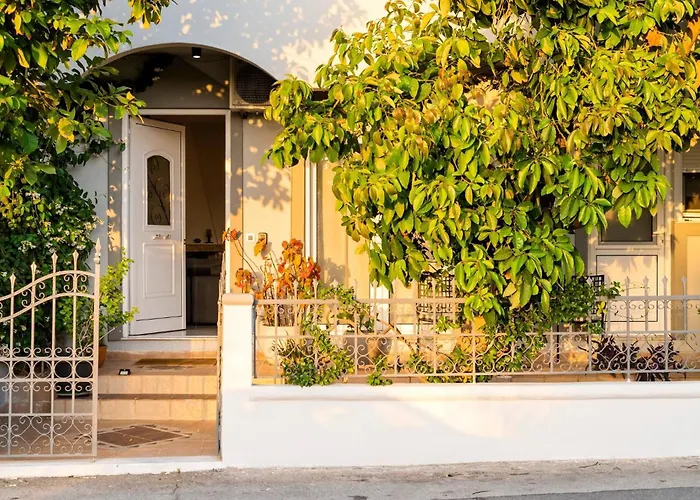 House Of * إياليسوس